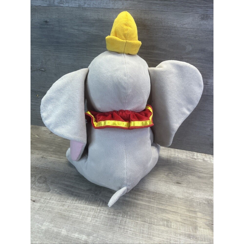 Disney Store Dumbo Exclusive Stuffed Plush  Animal Toy Elephant Authentic - Picture 6 of 12